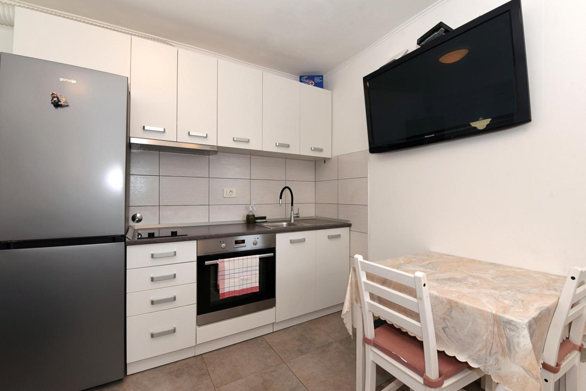 Plocica Apartment โพลเช ภายนอก รูปภาพ